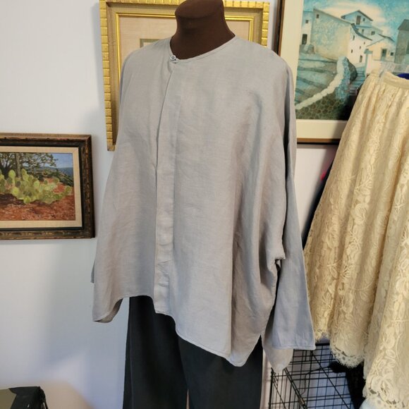 Eskandar European Designer Grey Sand Tone Linen Top OS - Picture 4 of 7